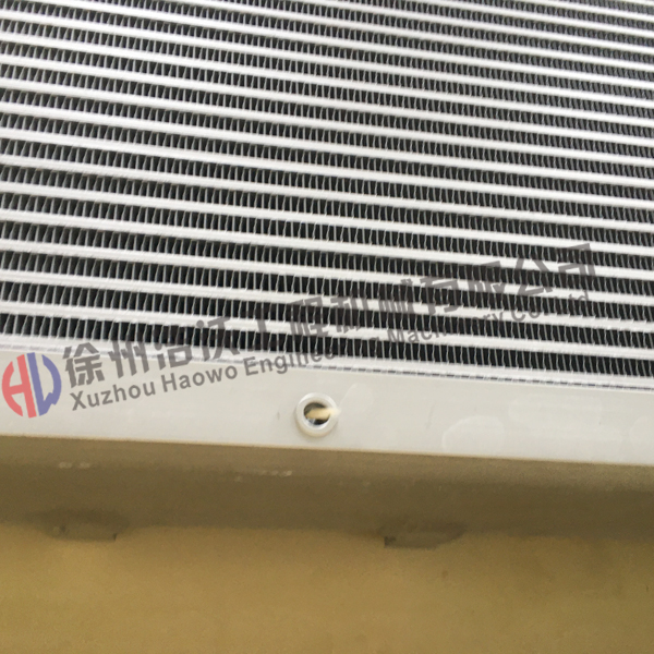 沃爾沃配件 散熱器14715371